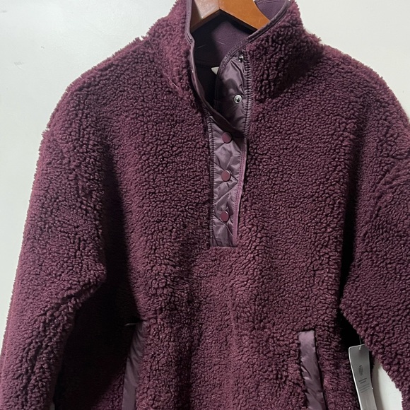 Athleta NWT Cozy Snap Sherpa. Maroon Color 🌵 Large - Picture 9 of 11